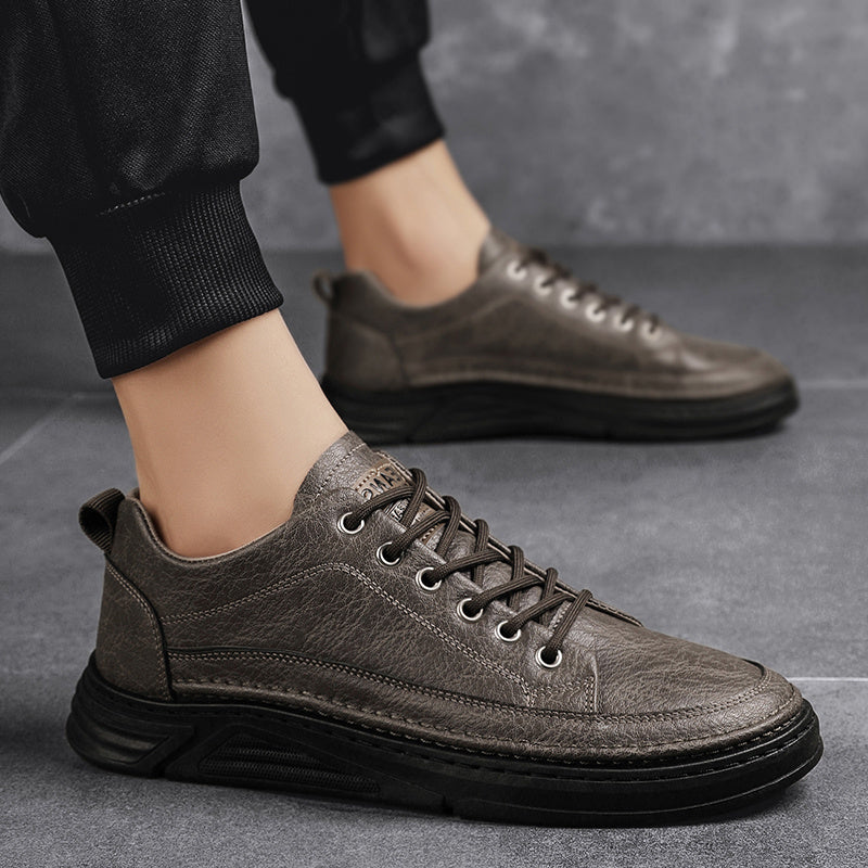 LEGIT EXTRA SNEAKERS